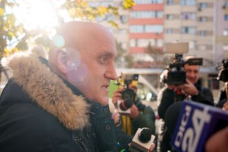 masuri de securitate sporite la otopeni pentru horatiu potra adus in romania din dubai mercenarul lui georgescu este acuzat de tentativa de lovitura de stat video 691f171f8bcb1