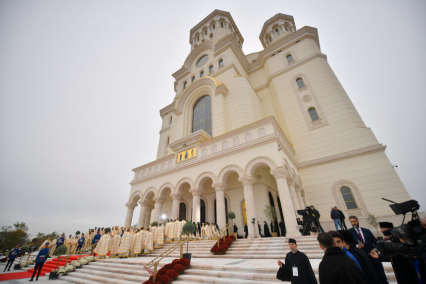 moscova nu crede in lacrimi dar crede in nervi catedrala nationala starneste comentarii cinice in rusia de ce e moscova asa nervoasa 690a14440b023