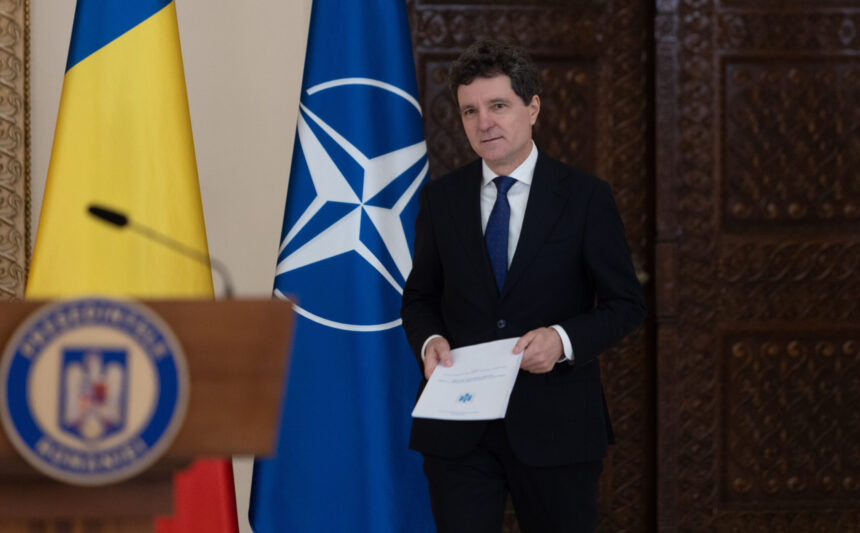 nicusor dan a prezentat strategia nationala de aparare nu vrem sa aparam statul ci cetateanul care traieste in acest stat serviciile de informatii vor fi implicate in culegerea d 691478699c805