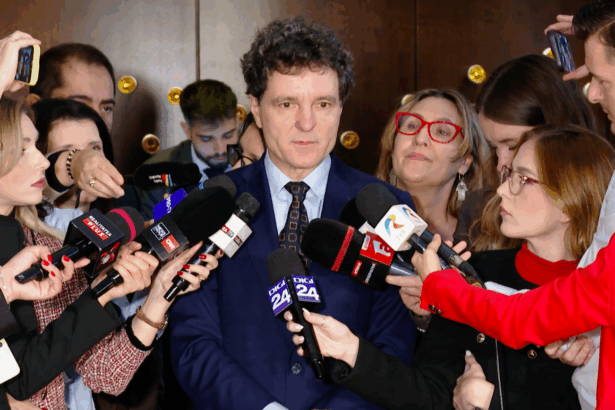 nicusor dan despre calin georgescu si mercenarul sau horatiu potra am informari despre tot ce s a intamplat din seara anularii alegerilor 69205ec20c4e8