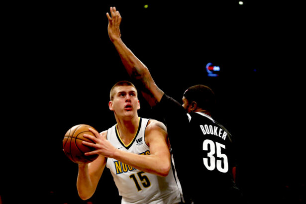 nikola jokic egaleaza recordul de puncte marcate in noul sezon al nba sarbul de la denver inscrie 55 de puncte cu double double 69159f27922e3