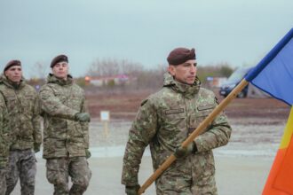 parada impresionanta de 1 decembrie 2 900 de militari 220 de mijoace tehnice si 45 de aeronave 69205e3a748f7