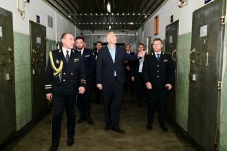 radu marinescu vizita de lucru la penitenciarul botosani imagini din interiorul inchisorii 690668664b233