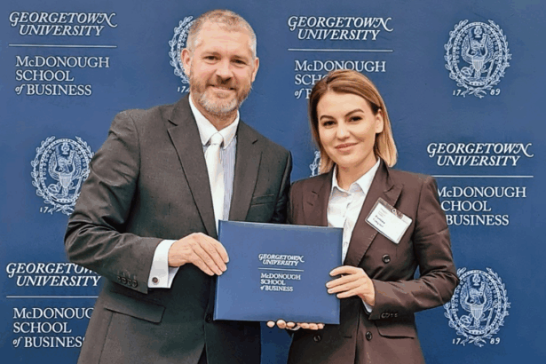 romina gingasu finalizeaza un program special in leadership la georgetown university din washington d c in colaborare cu mannheim university din germania 691aea717cc41