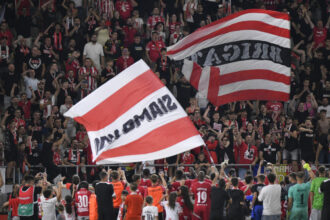 scandal inainte de meciul dinamo otelul clubul bucurestean este acuzat de discriminare metode securiste si trecut obscur 692a0422cc4f3