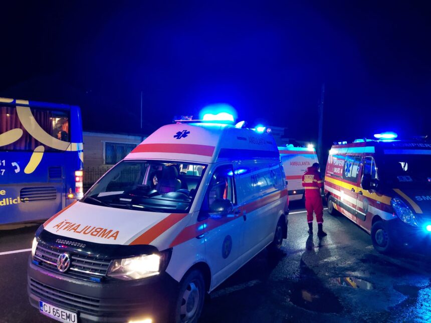 trei tineri spulberati de o masina pe un drum din cluj 6921fd16df738