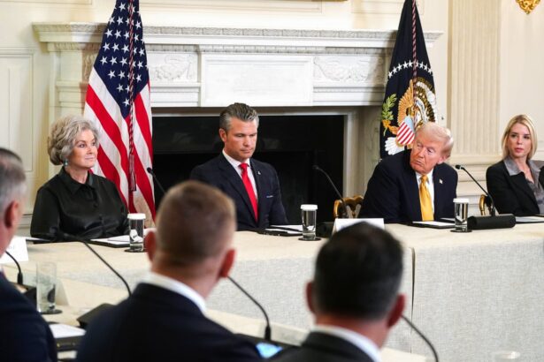 trump has assembled least diverse us government this century study shows 692064ec00964