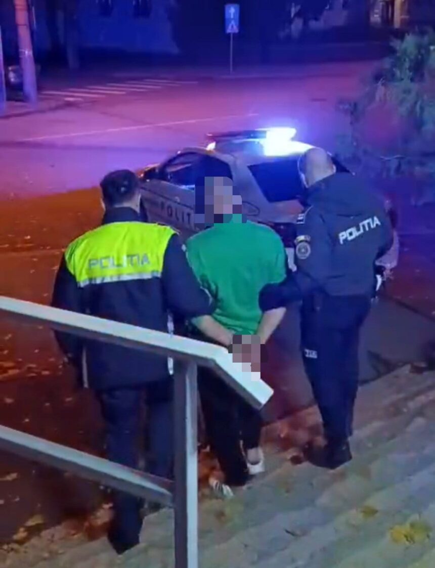 un barbat a refuzat sa plateasca o cursa l a batut pe taximetrist si i a furat masina 6924288e47b5b