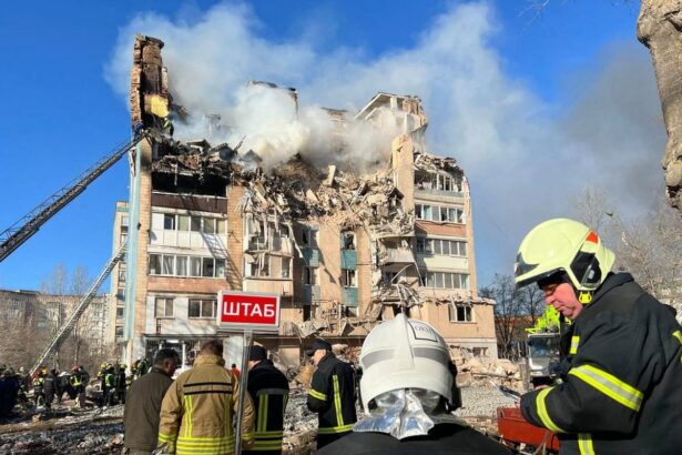 us and russian officials draft plan to end ukraine war based on capitulation from kyiv 691e73f075741