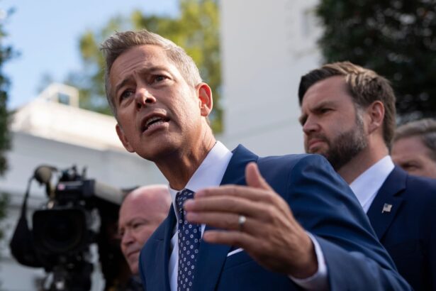 us to cut airline traffic by 10 due to shutdown trump transport chief says 690bd38c2b6f5