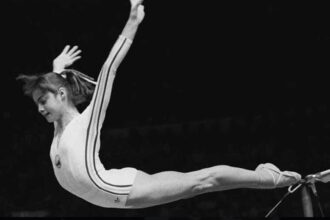 videoclipul postat de nadia comaneci pe facebook in ziua in care a implinit 64 de ani 691446227574d