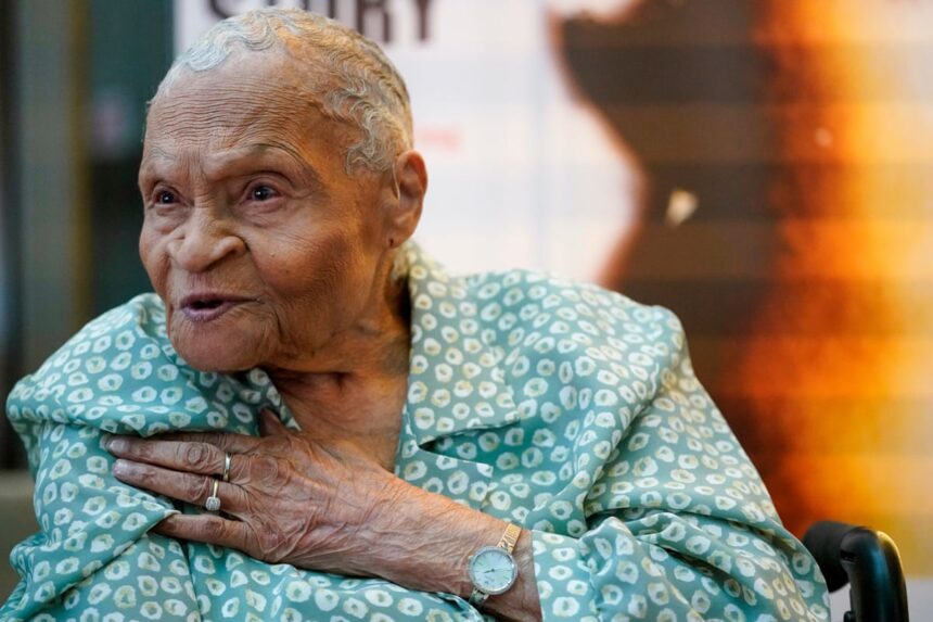 viola ford fletcher one of last survivors of tulsa race massacre dies aged 111 6924fc2f0785b