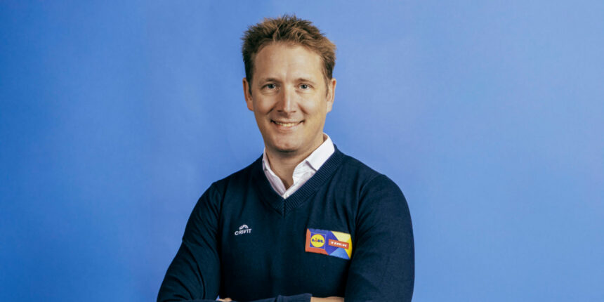 andy schleck castigator al turului frantei 2010 revine in ciclismul profesionist ca manager 6943d2132b323