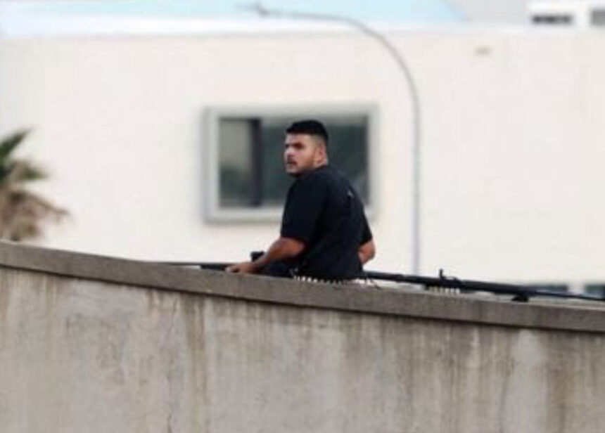 atacul armat de la bondi beach presupusul atacator se trezeste din coma in timp ce australia deplange victimele tragediei 6941389bb132a