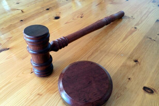 avocat suspendat trimis in judecata pentru tentativa la talharie in bucuresti 693c1a8f88ff1