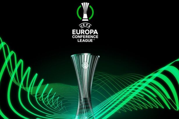 brigada de arbitri din georgia la meciul universitatii craiova cu aek atena din conference league 69413e29e66f1