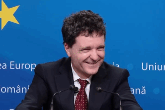 ce si doreste nicusor dan de la mos craciun cu care s a intalnit in finlanda daca lucreaza la nivelul asta de abstract 69450c6be94b5