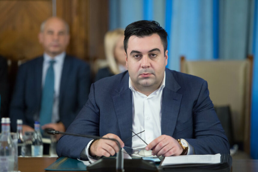 gandul fostul ministru al transporturilor razvan cuc retinut de dna registrul auto roman conducerea nu a fost instiintata 69416661b611d