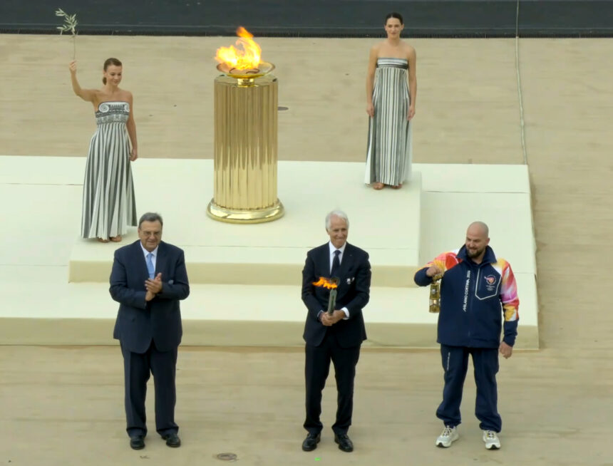 italia a primit flacara olimpica pentru jocurile de iarna milano cortina 2026 69316d1b515c3