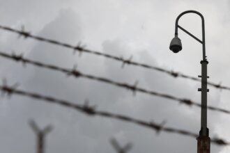 louisiana officials continue search for last of three escaped inmates 6935a71dee487