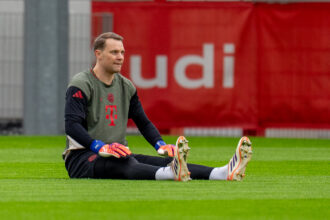 manuel neuer capitanul lui bayern a suferit o ruptura musculara si va lipsi cel putin o luna 693fe00d77112