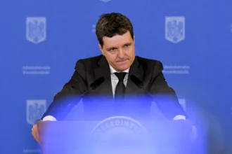 nicusor dan spune ca poate sesiza ccr chiar si dupa ce o lege fost reexaminata de parlament contesta iar presedintele legea vexler 6947bfad76ff2