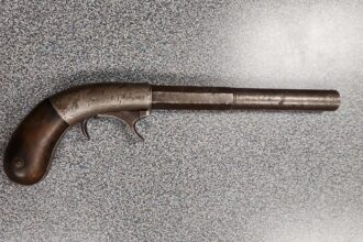 oklahoma man allegedly holds up liquor store with old timey musket 6939530f181b2