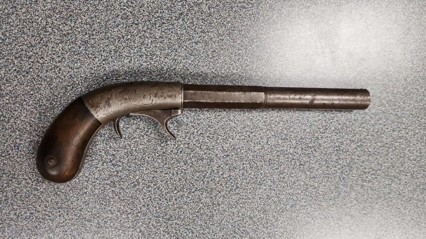 oklahoma man allegedly holds up liquor store with old timey musket 6939530f181b2