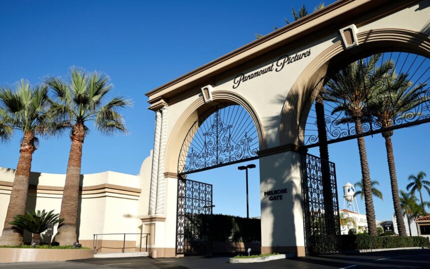 paramount launches 108 4bn hostile bid for warner bros discovery 693707c22caff