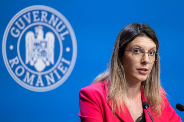 psd cere demisia ministrului mediului diana buzoianu si o cheama sa dea explicatii in parlament pe criza apei din prahova 693156f42c94a