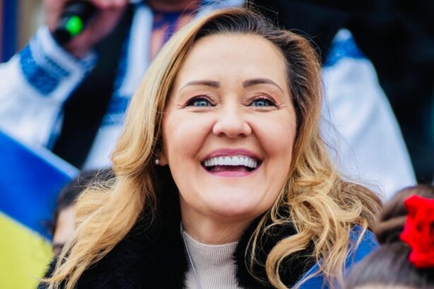 reactia elenei lasconi la un an de la anularea alegerilor sper ca oamenii de buna credinta din tara pe care o iubesc sa nu stea deoparte 6933eabc655ac