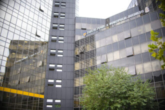 schimbari importante pentru milioane de angajati casa nationala de pensii va calcula altfel vechimea in munca incepand cu 2026 6937fa4b80e6d