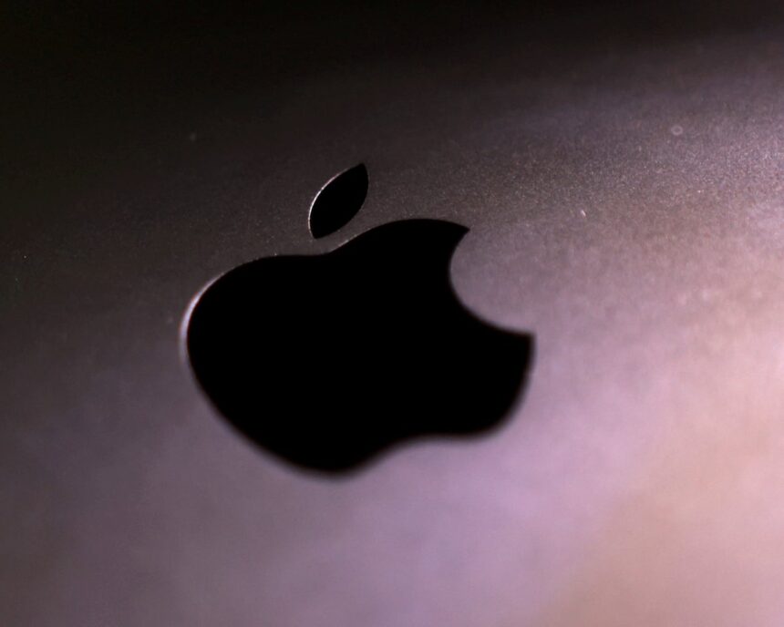 siri us setback apples ai chief steps down as company lags behind rivals 692ec22acb7f9