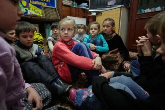 un ong ucrainean readuce acasa 18 copii din teritoriile ocupate de rusia 6932ffc3e261f