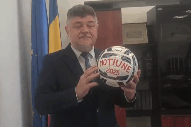 un parlamentar al opozitiei paseaza mingea motiunii lui sorin grindeanu da ordin parlamentarilor psd sa voteze motiunea de cenzura 6932a3c373df5