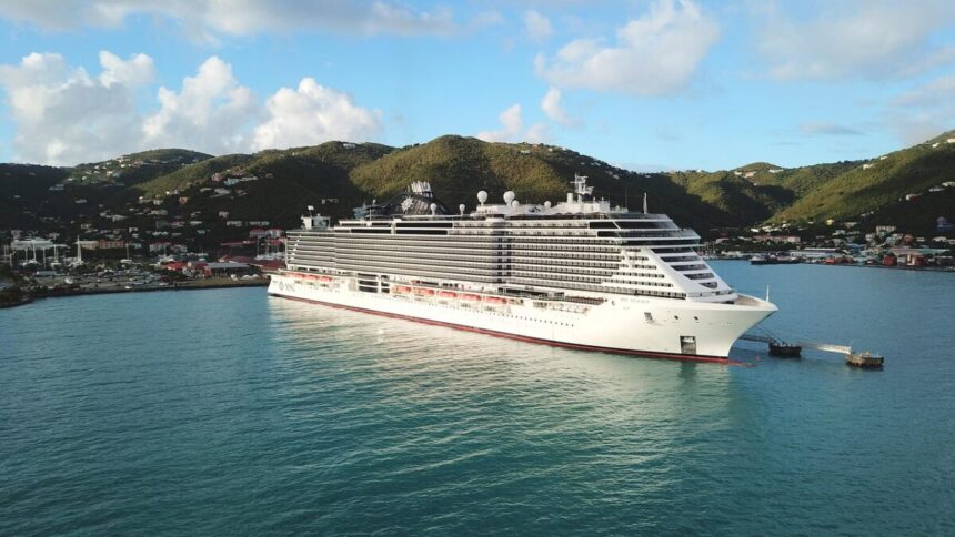 un vapor de lux va conecta principalele orase de la mediterana nava uriasa poate primi intreaga populatie a unui oras mic 69396399a7377