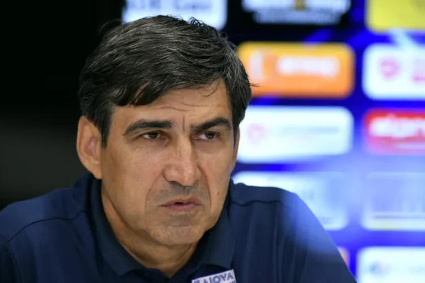 victor piturca spera ca ionut mosteanu sa rezolve problema stelei poate e prea mult spus ca eram incantat ministrii se schimba pe banda rulanta 6933d34b9930b