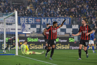 ac milan revine dupa un start dificil si invinge como se mentine la 3 puncte de interul lui chivu care conduce in serie a 69696482e2f16