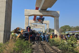 at least 22 killed as crane collapses on train in thailand 6967441b054d4