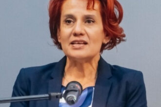 cei care primesc pensii de serviciu sau militare pot ramane in activitate dar cu pensie diminuata cu 85 69720200c6c74