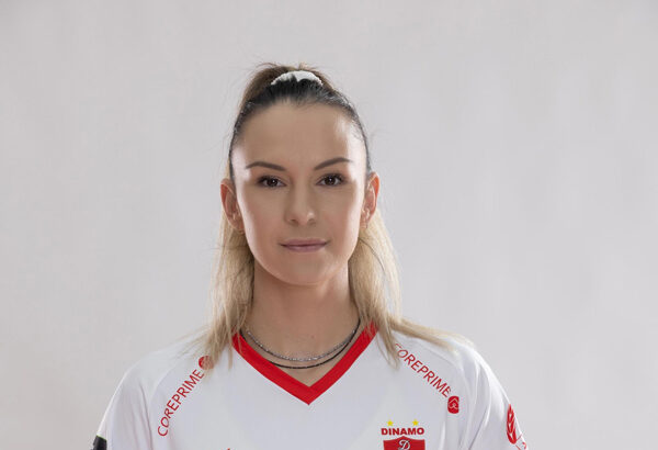 dinamo bucuresti invinge campioana volei alba blaj in divizia a1 la volei feminin 696bb365f1b7f