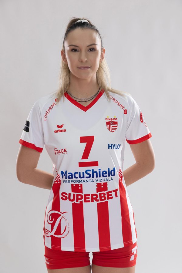 dinamo bucuresti invinge campioana volei alba blaj in divizia a1 la volei feminin 696bb365f1b7f