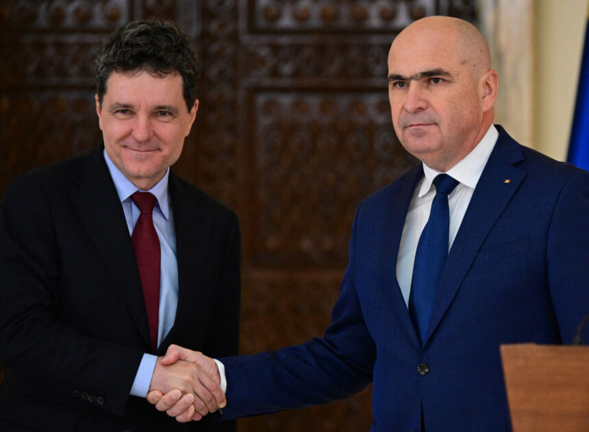 e oficial premierul ilie bolojan preia interimatul la ministerul educatiei nicusor dan a semnat decretul 69677c81963bd