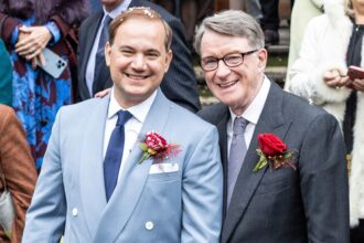 jeffrey epstein sent money to mandelsons husband after prison release emails reveal 697d011121502