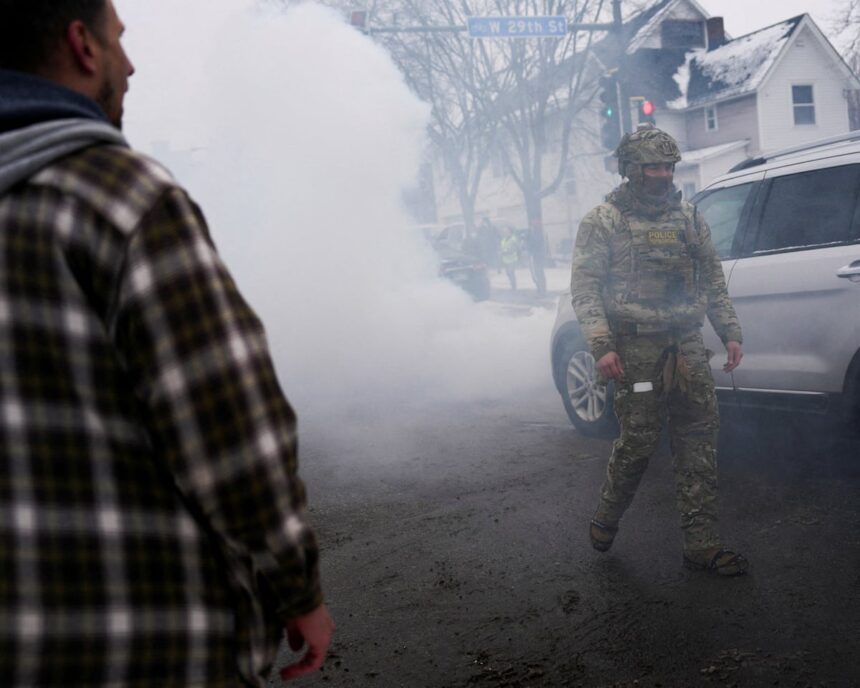 judge denies minnesotas request to end ice surge in minneapolis 697e4f27eccb5