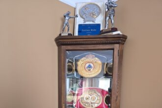 lucian bute are in plan sa deschida o sala de box care sa i poarte numele 6976230a0cd52