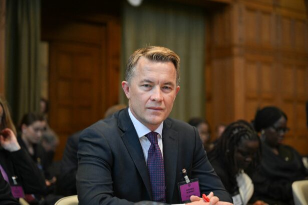 norvegia respinge participarea la consiliul pacii propus de donald trump 696fa1c07c744