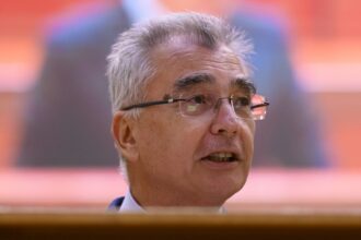 petrisor peiu aur romania inregistreaza cea mai mare crestere a datoriei guvernamentale din ue 6977140519ebb