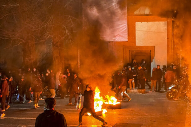 protestatarii iranieni se simt tradati de trump dupa ce acesta si a schimbat pozitia fata de iran 697213b089407