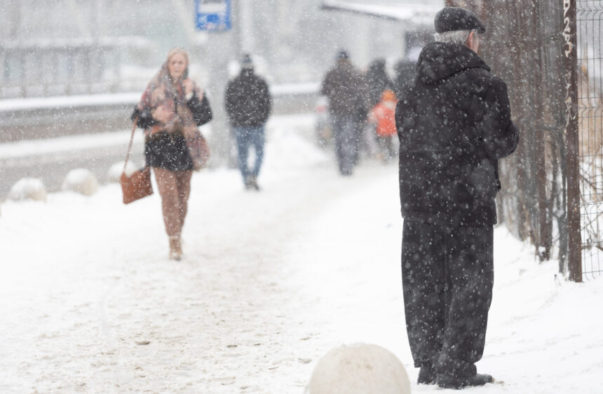 romania lovita de viscol si ger polar alerte cod portocaliu de viscol ninsori si frig 695f66e2465db